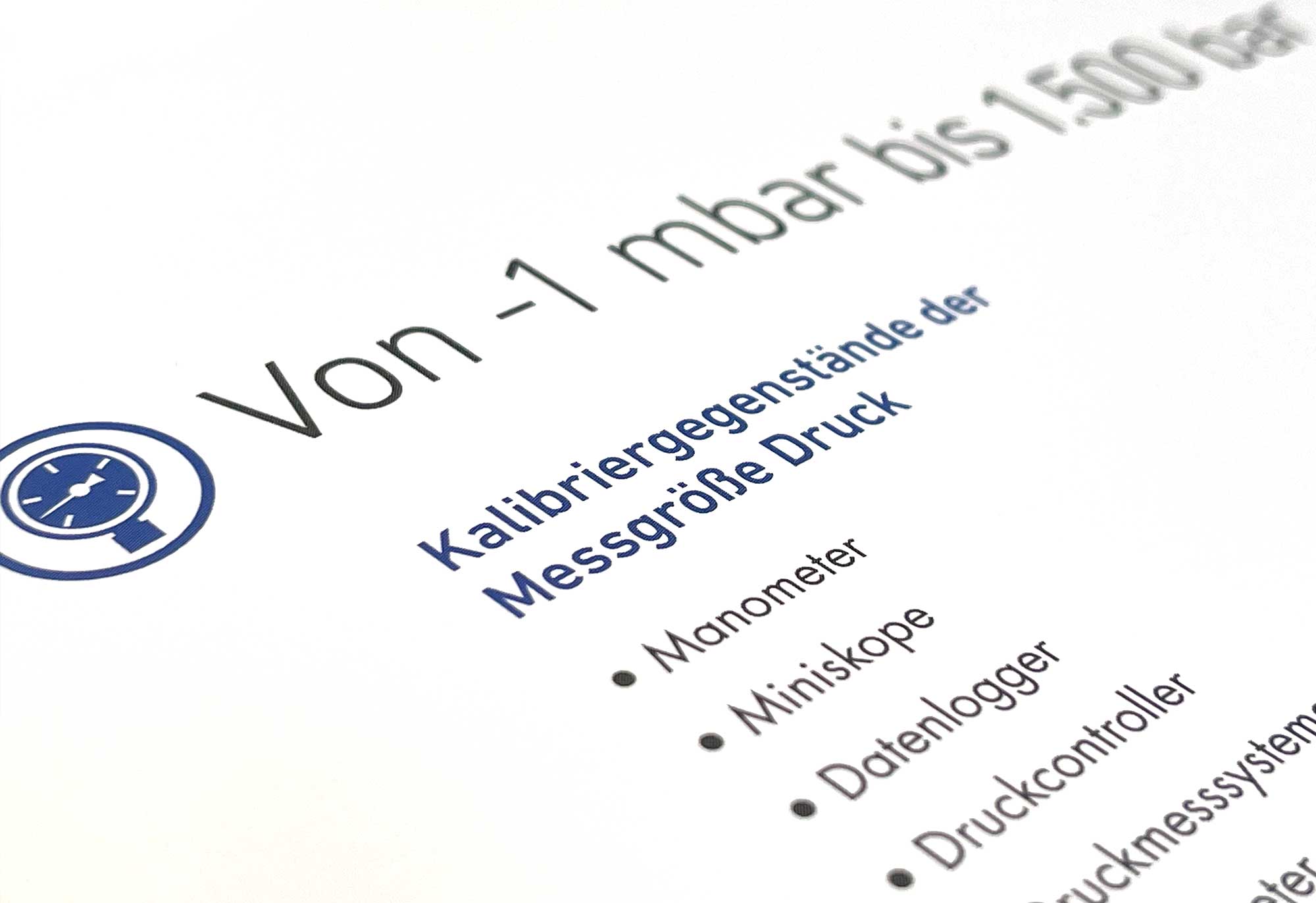 design einer professionellen firmenbroschuere